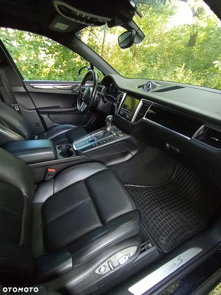Porsche Macan S - 15