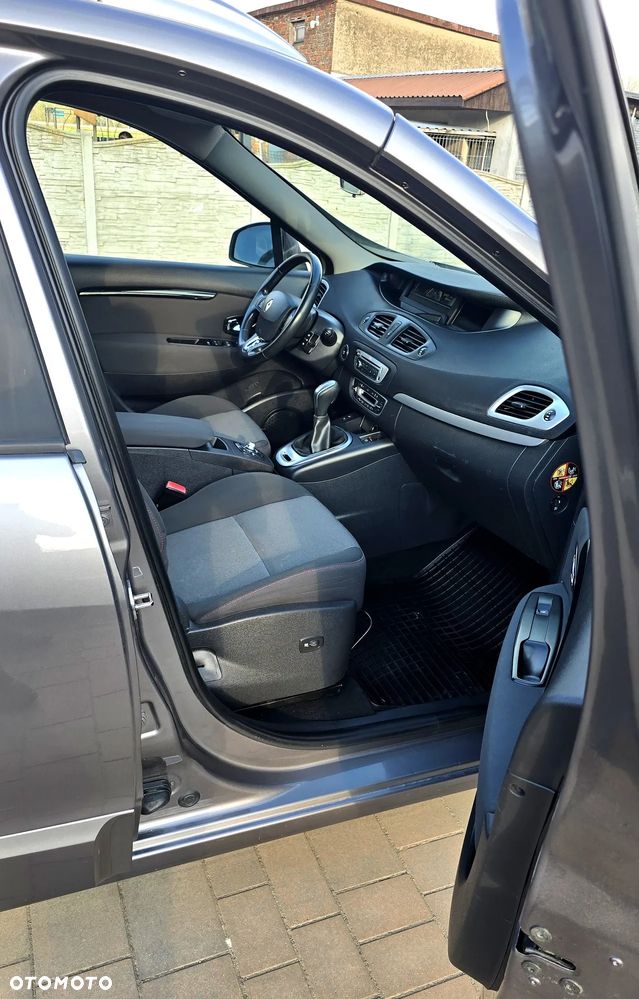 Renault Scenic 1.5 dCi Life EDC - 5