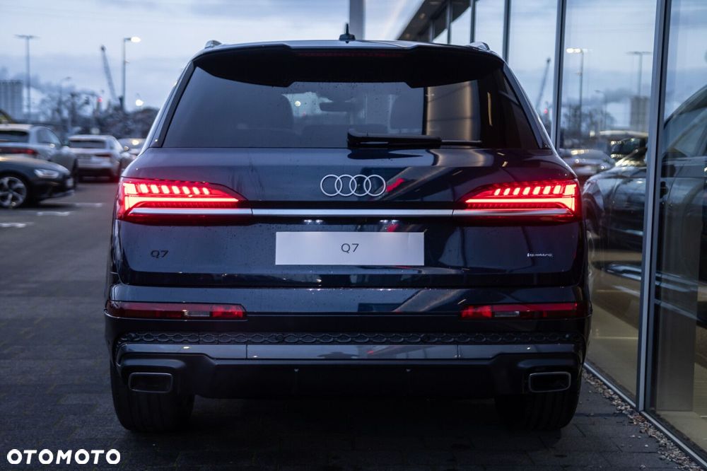 Audi Q7 - 4
