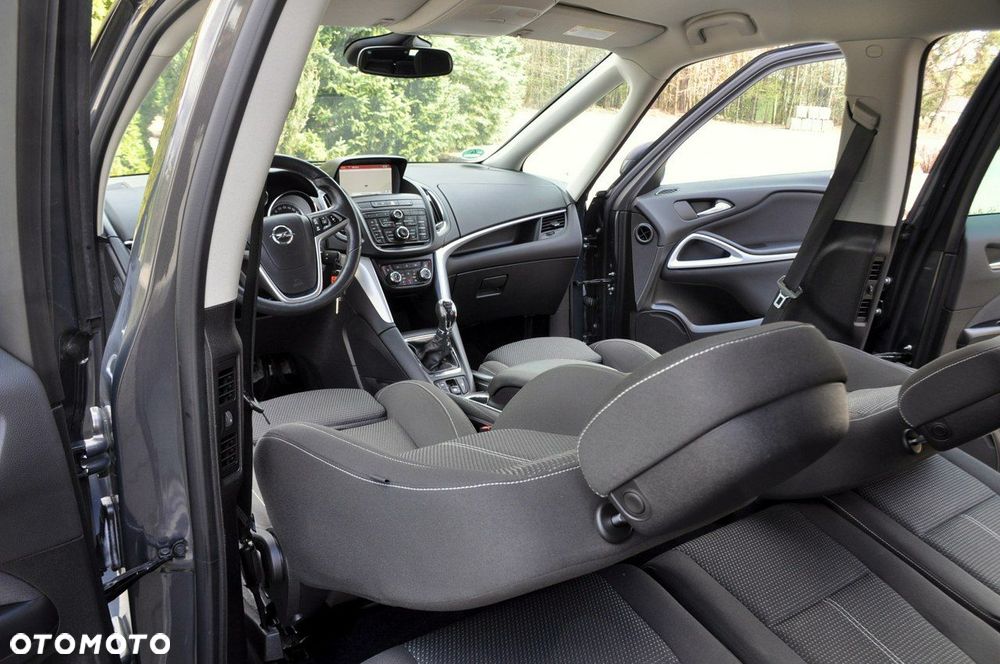 Opel Zafira - 28