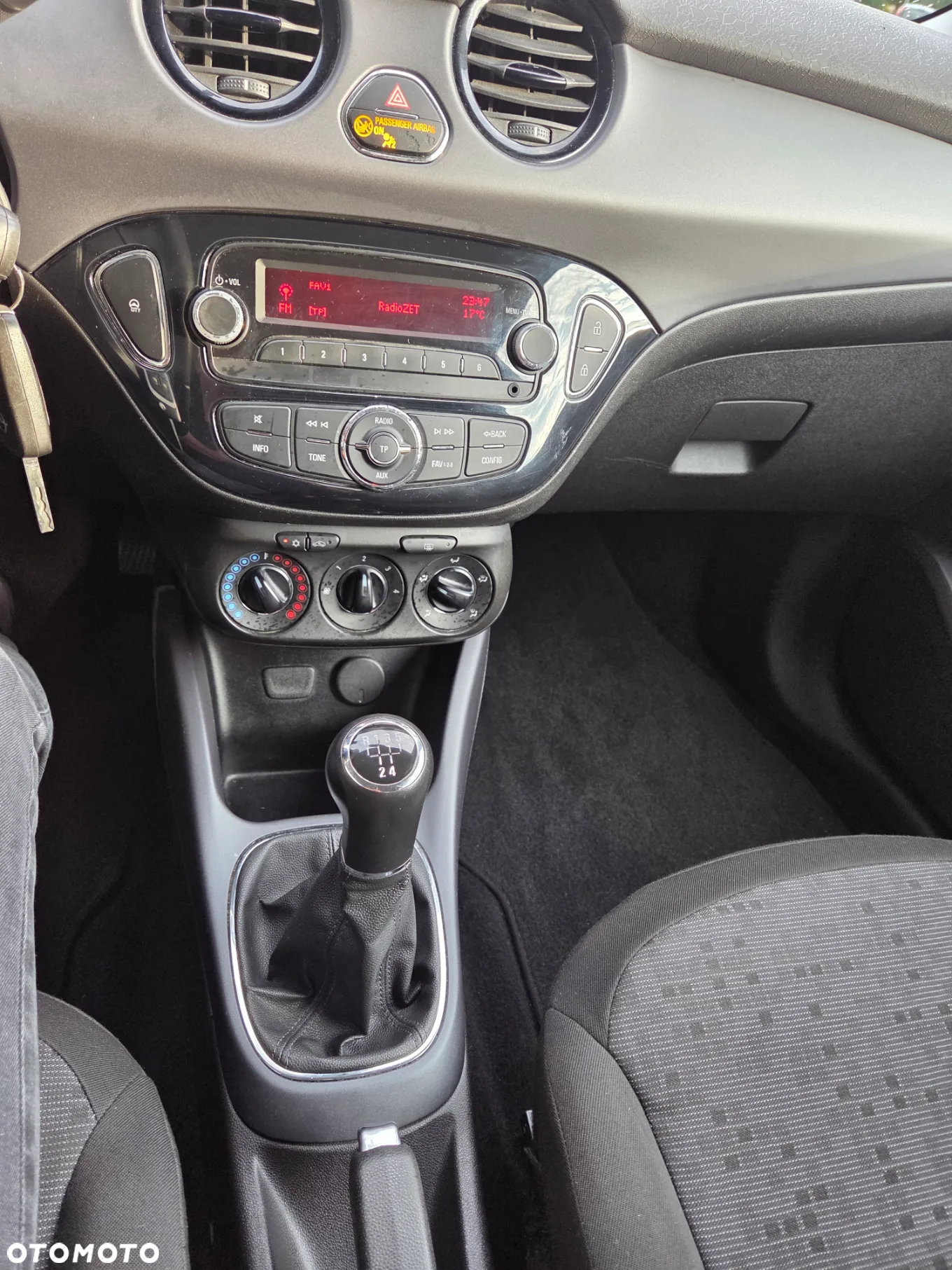 Opel Adam 1.2 Black Jack - 14