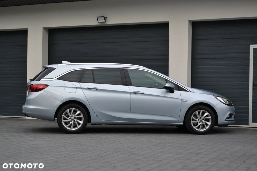 Opel Astra 1.6 CDTI Dynamic S&S - 30
