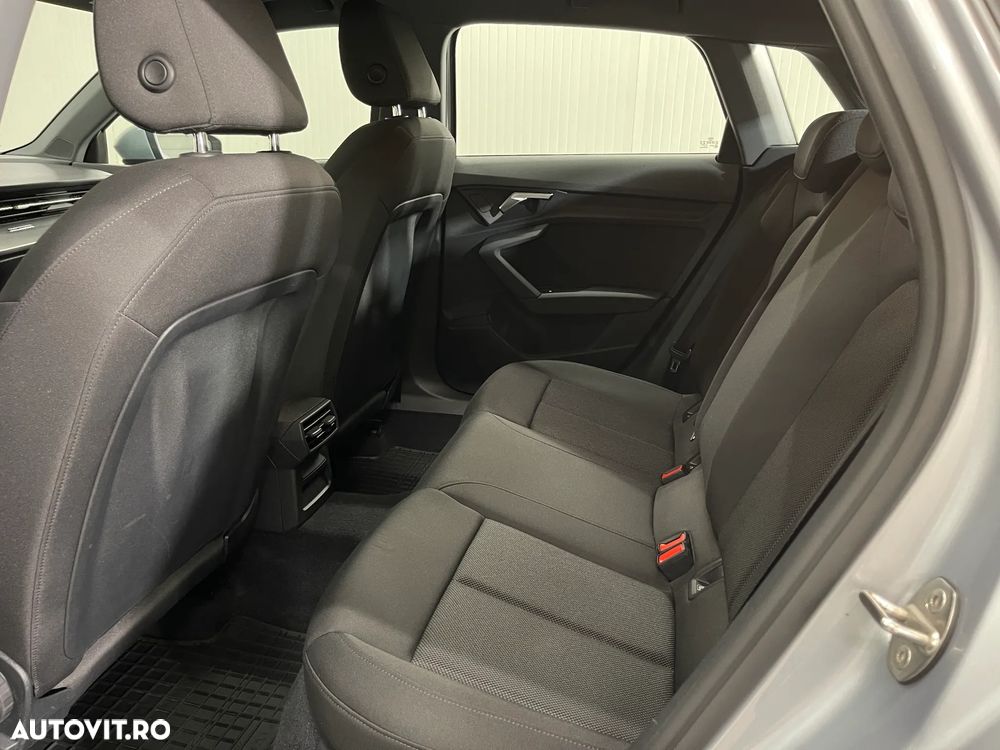 Audi A3 Sportback 2.0 30 TDI Advanced - 11