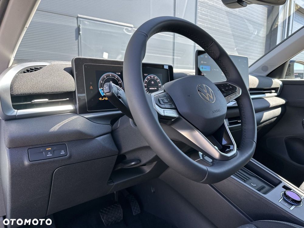 Volkswagen T-Roc - 21