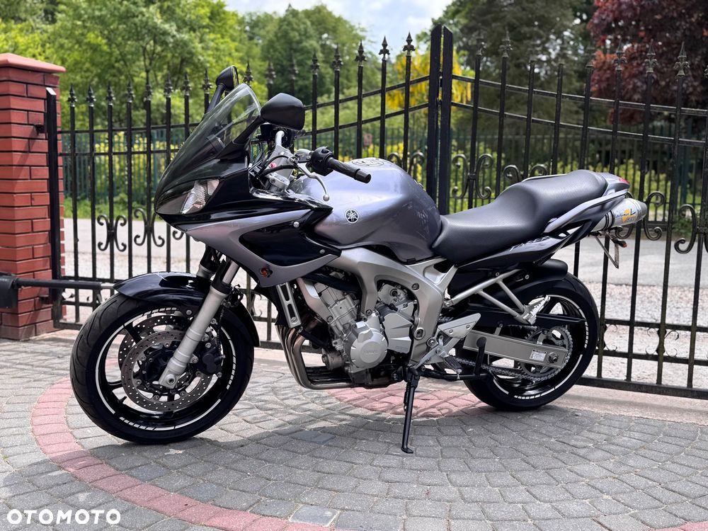 Yamaha FZ6 - 6