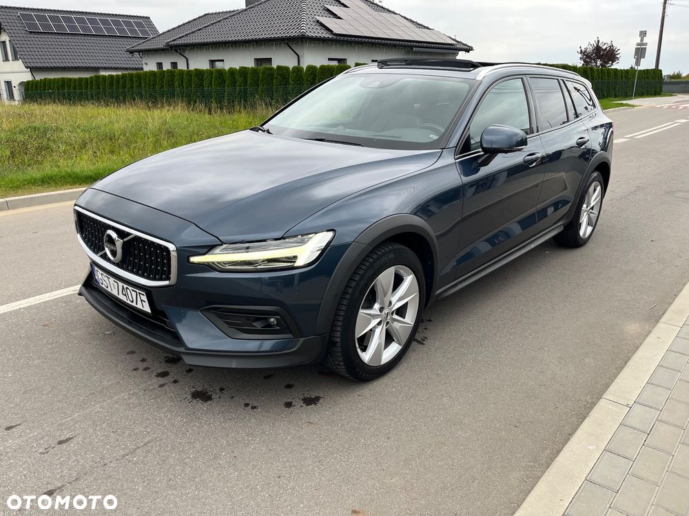 Volvo V60 Cross Country D4 AWD Geartronic Pro - 2