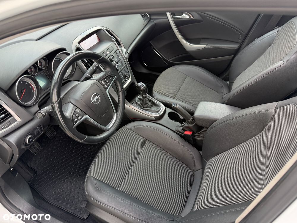 Opel Astra 1.4 T Cosmo - 5