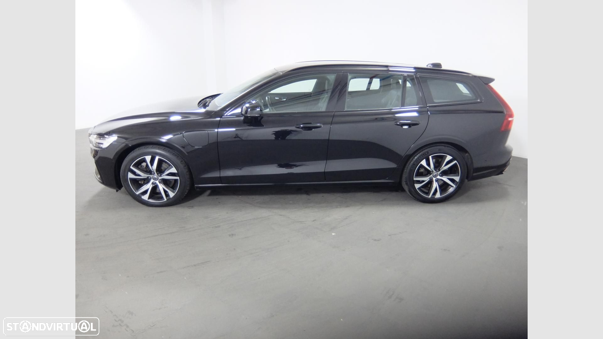 Volvo V60 2.0 T8 AWD TE R-Design - 3
