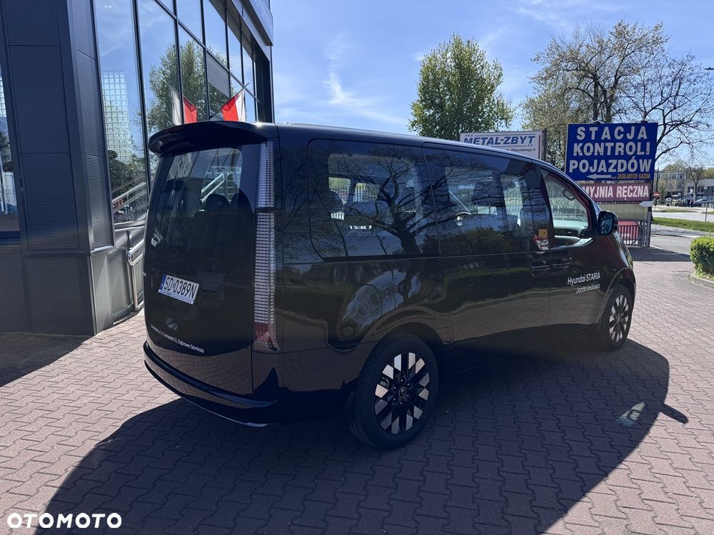 Hyundai Staria 1.6 T-GDI HEV Luxury - 5