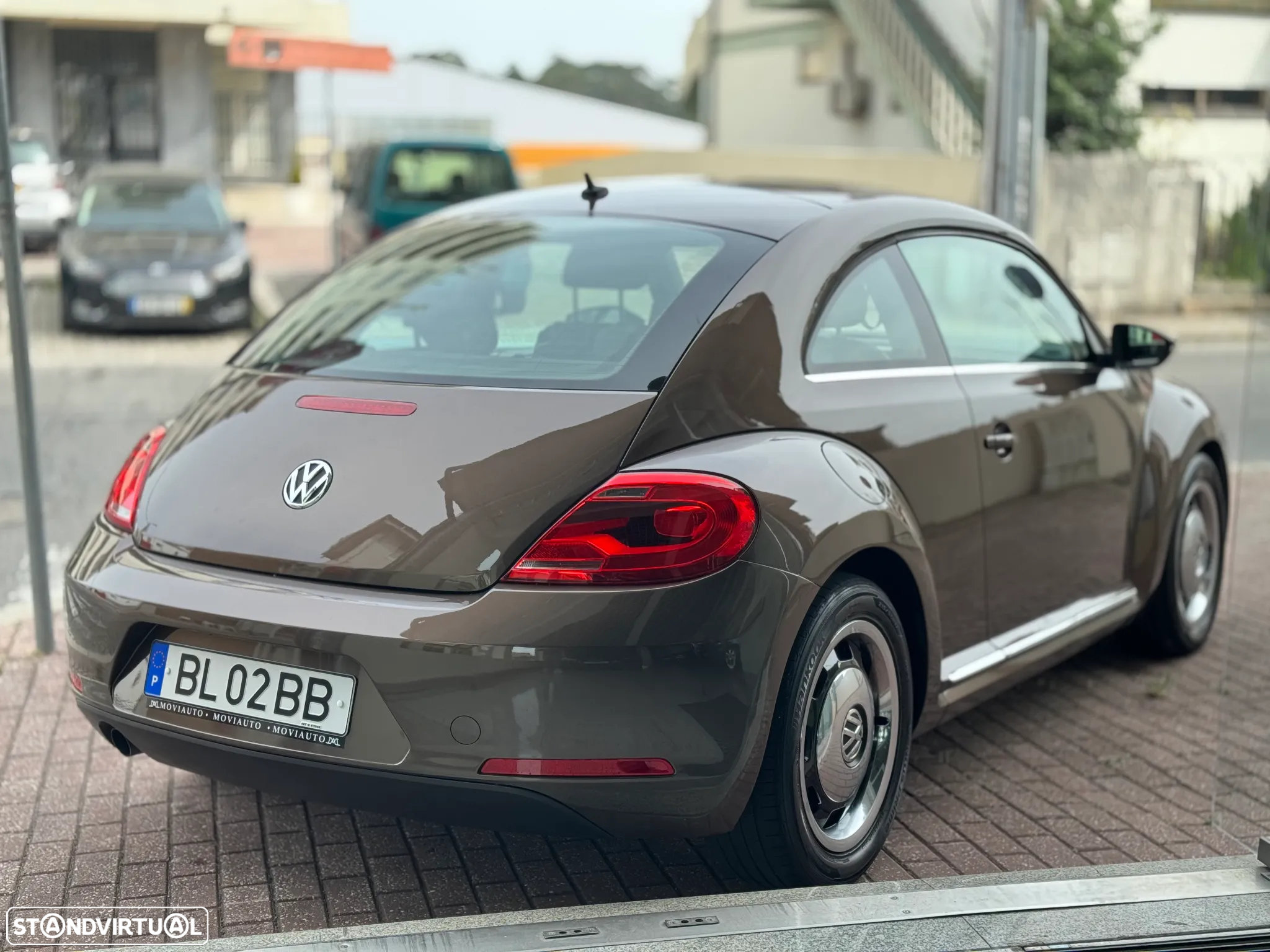 VW New Beetle 1.6 TDI DPF Exclusive Design - 4