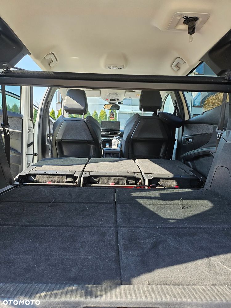 Peugeot 5008 2.0 BlueHDi Allure S&S EAT8 - 25