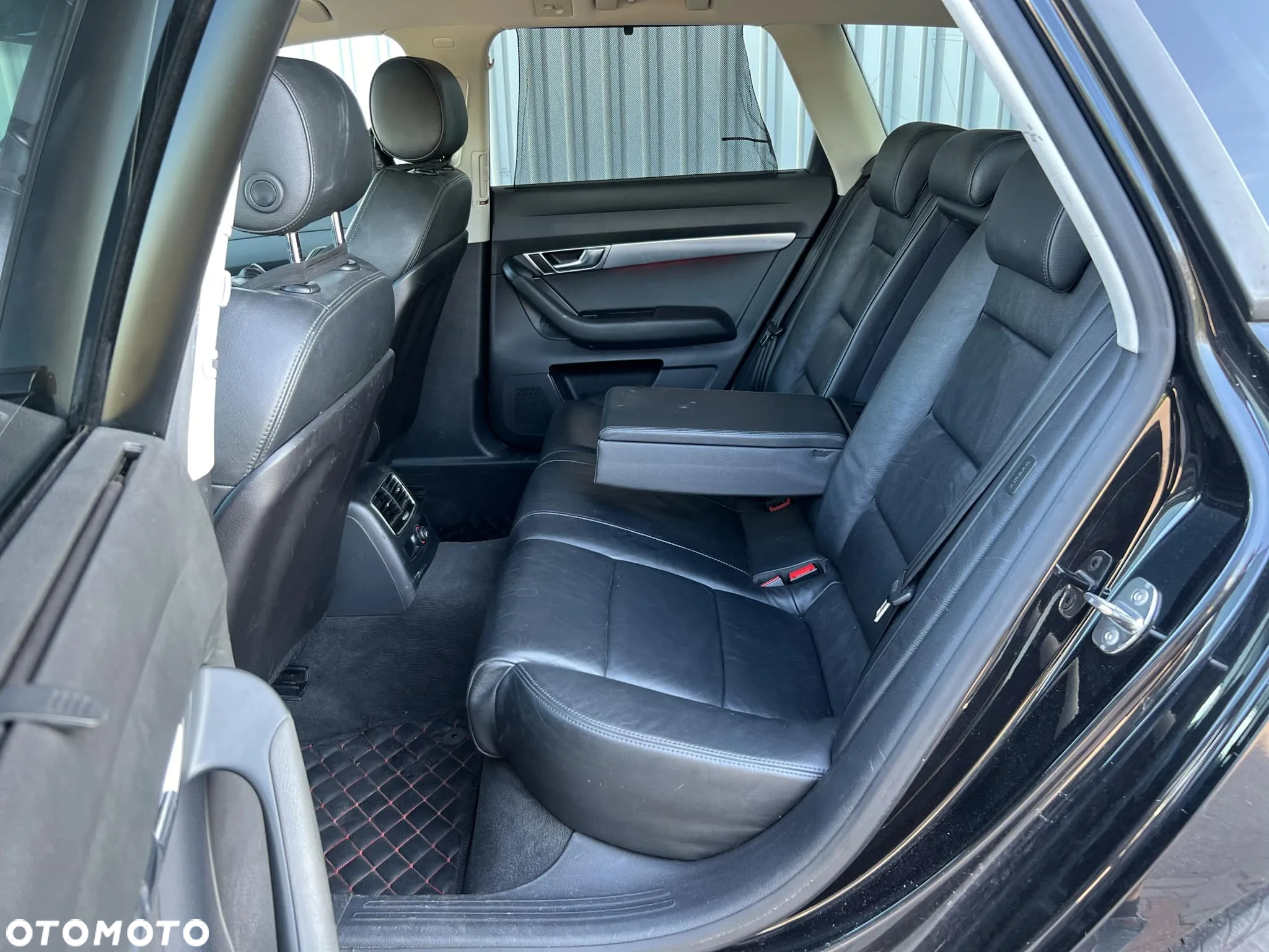 Audi A6 Avant 2.7 TDI DPF quattro tiptronic - 31