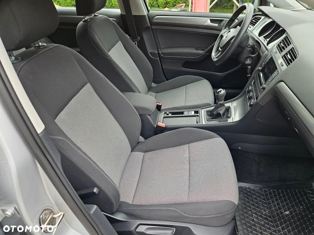 Volkswagen Golf 1.6 TDI BlueMotion Technology Trendline - 15