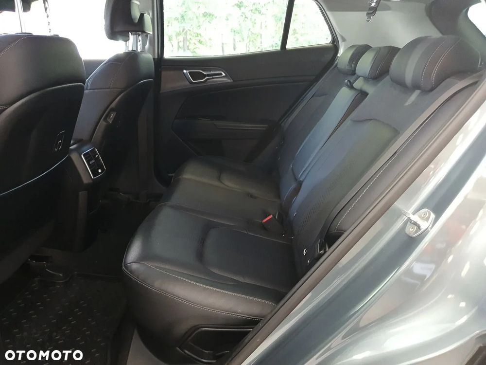 Kia Sportage 1.6 T-GDI PHEV Business Line 4WD - 17