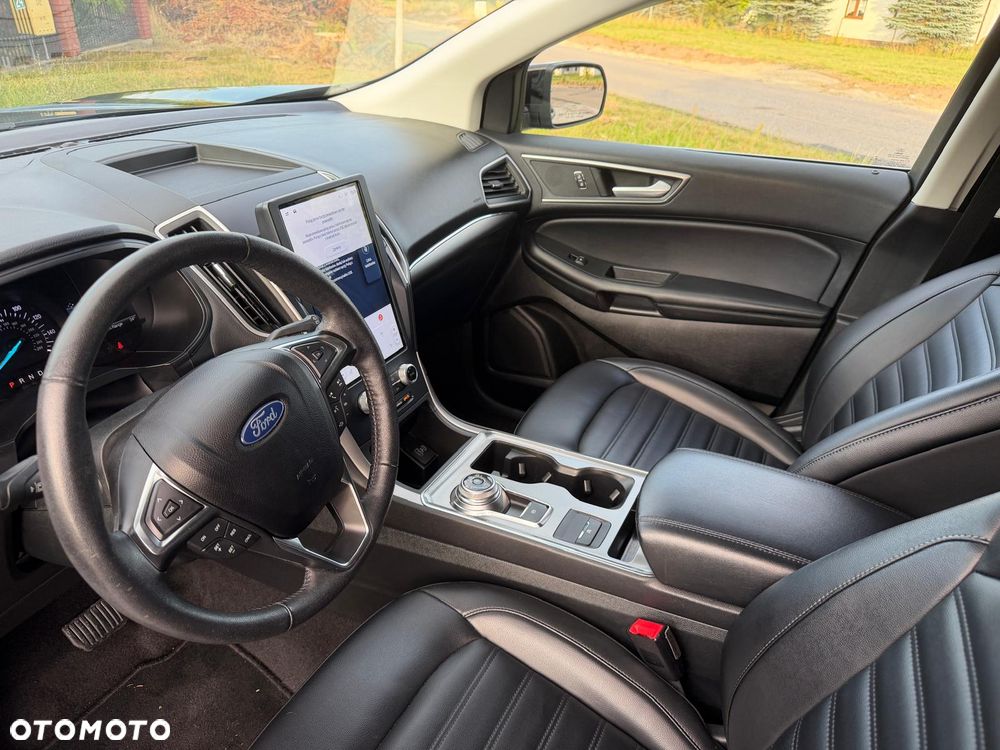Ford Edge - 8