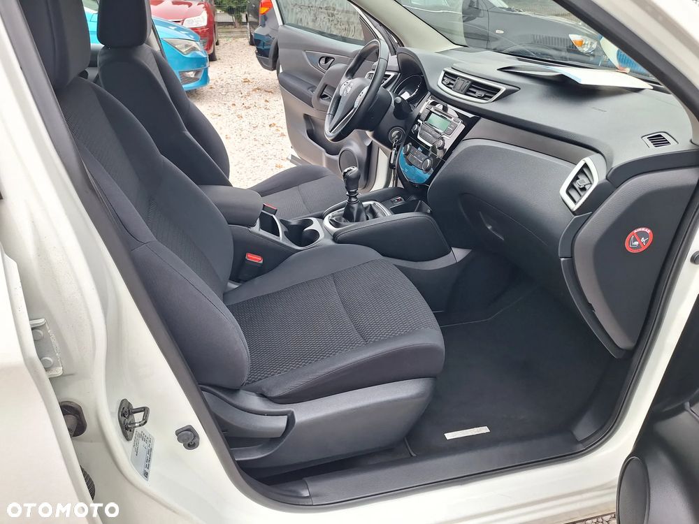 Nissan Qashqai 1.2 DIG-T N-Vision - 20
