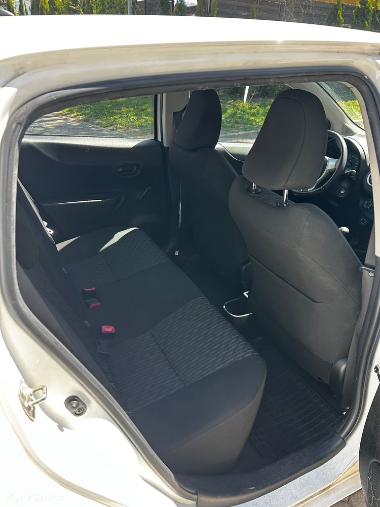 Toyota Yaris 1.0 Active - 13