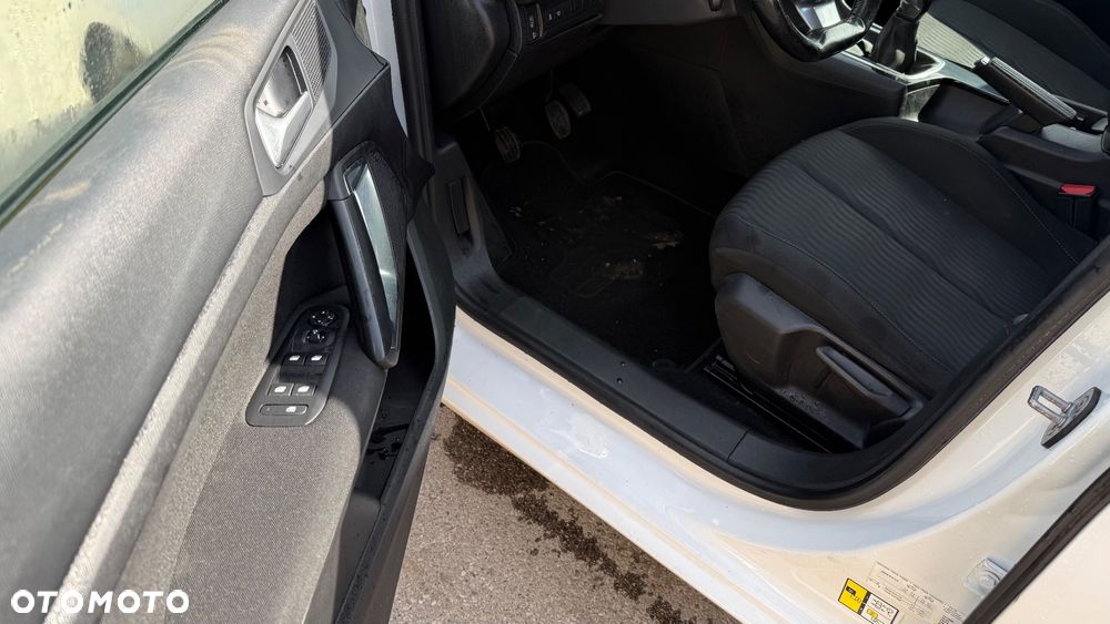 Peugeot 308 1.6 BlueHDi Active S&S - 8