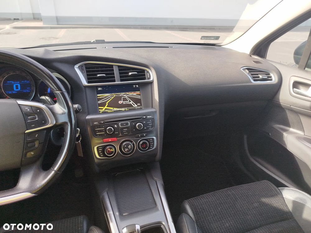 Citroën C4 1.6 e-HDi Exclusive MCP - 16
