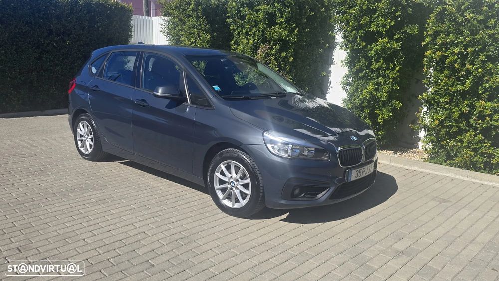 BMW 218 - 2