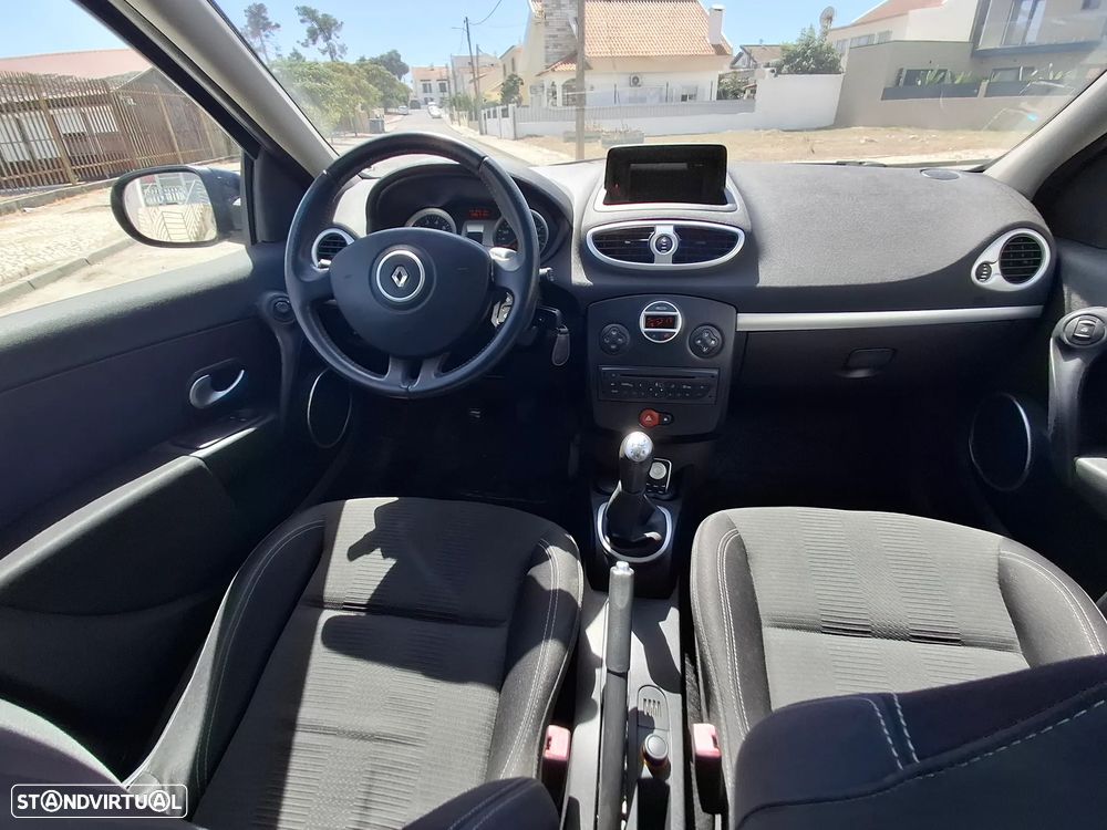 Renault Clio 1.2 TCE Dynamique S - 11