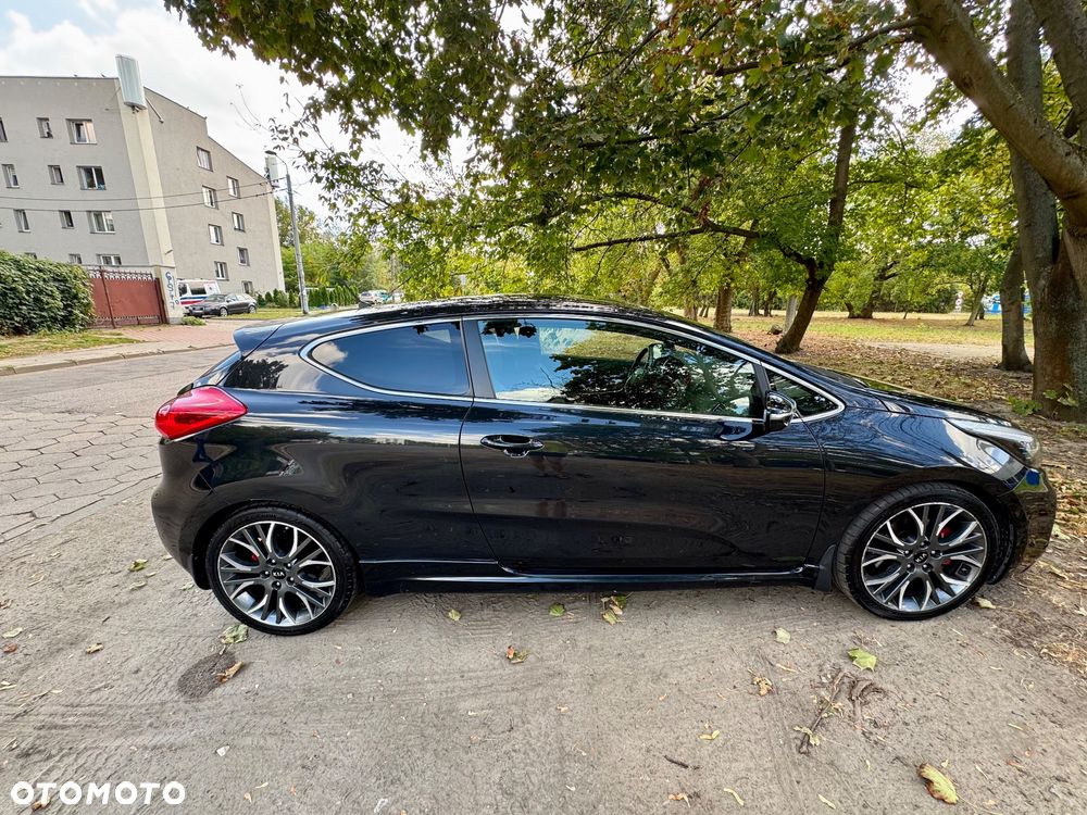 Kia ProCeed 1.6 T-GDI GT - 6