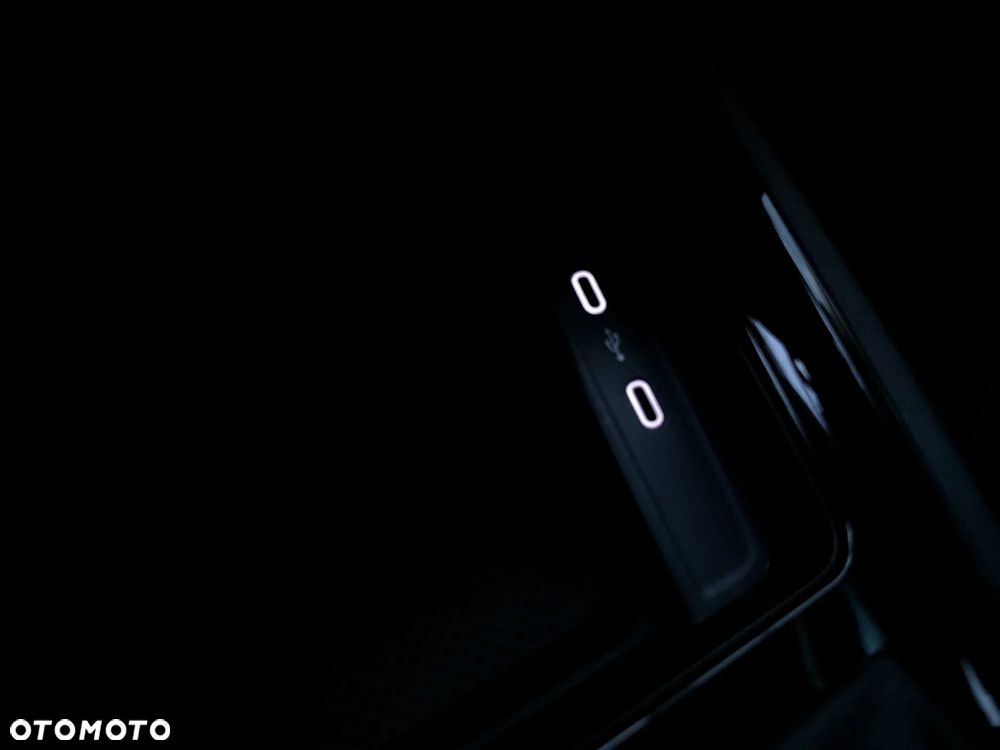 Skoda Kamiq 1.0 TSI Ambition DSG - 40