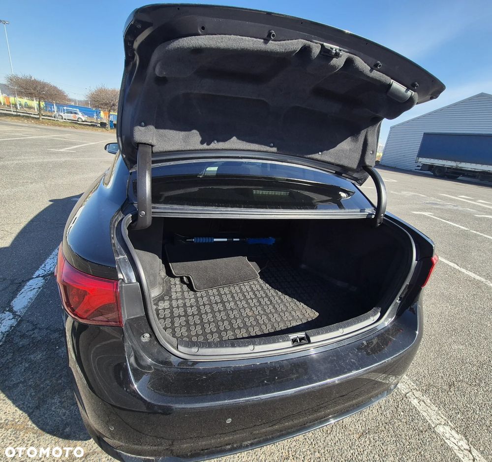 Toyota Avensis 2.0 D-4D Prestige - 8