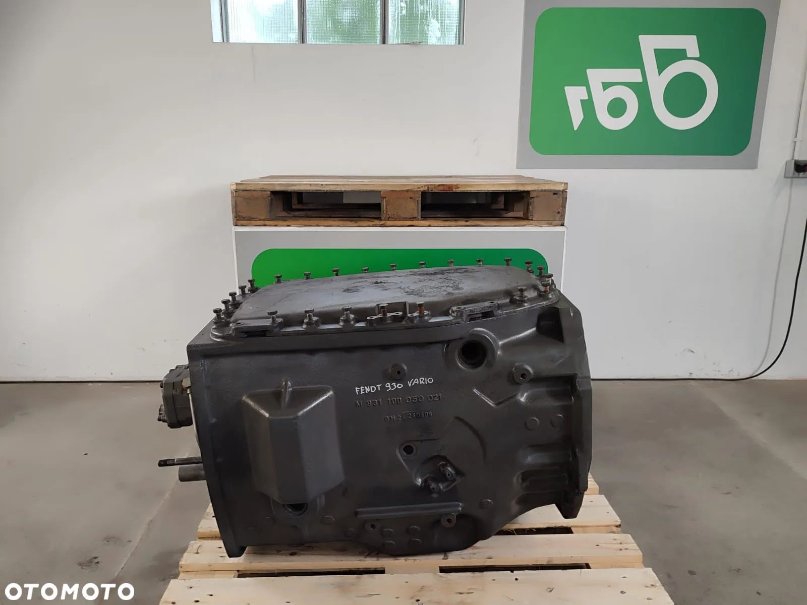Obudowa skrzyni biegów M931100050021 FENDT 930 VARIO - 1