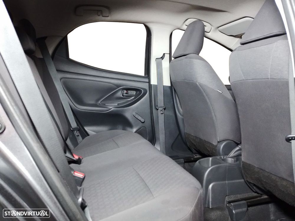 Toyota Yaris 1.0 VVT-i Comfort Plus - 7