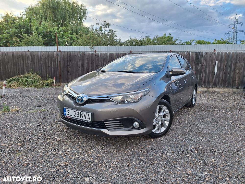 Toyota Auris - 2