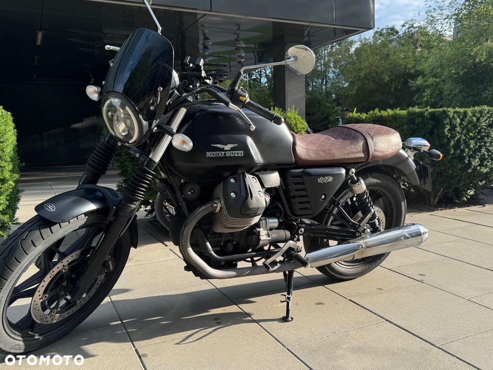 Moto Guzzi V7 - 15