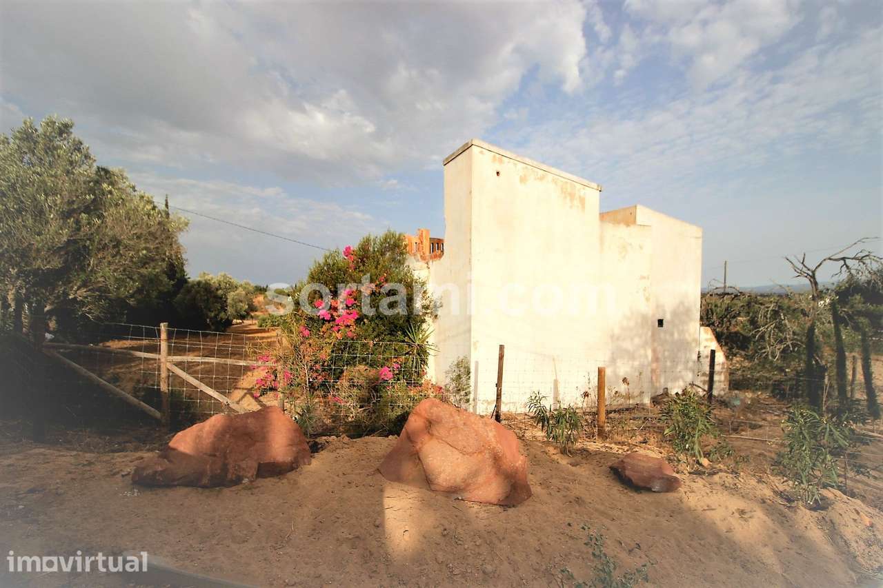 Moradia Devoluta T3 Venda em Lagoa e Carvoeiro,Lagoa (Algarve) - Grande imagem: 2/27