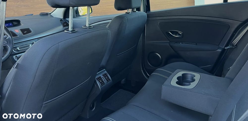 Renault Fluence 1.5 dCi Limited - 12