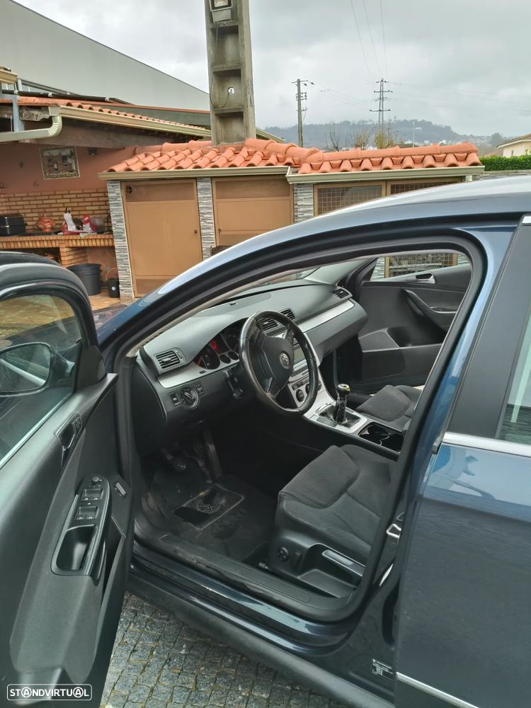 VW Passat 1.9 TDi Confortline - 14