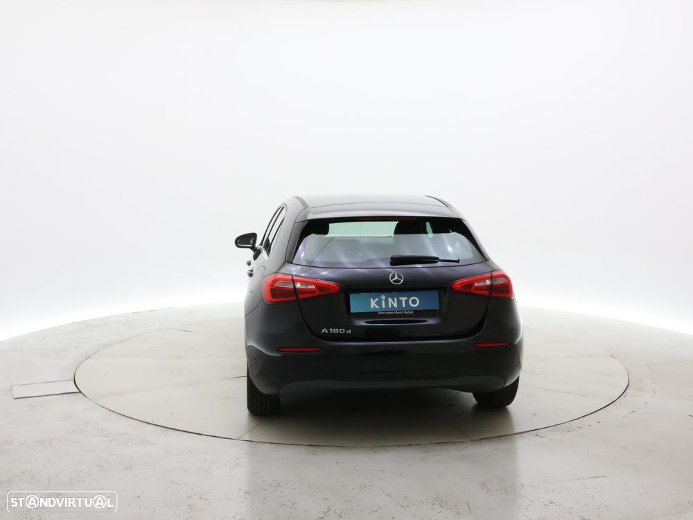 Mercedes-Benz A 180 d Style Plus - 5