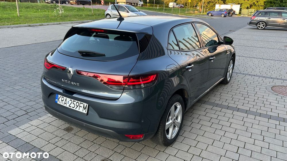 Renault Megane TCe 115 GPF ZEN - 10