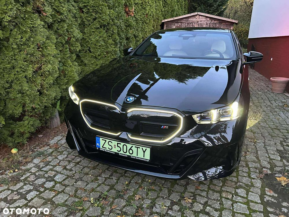 BMW i5 - 7