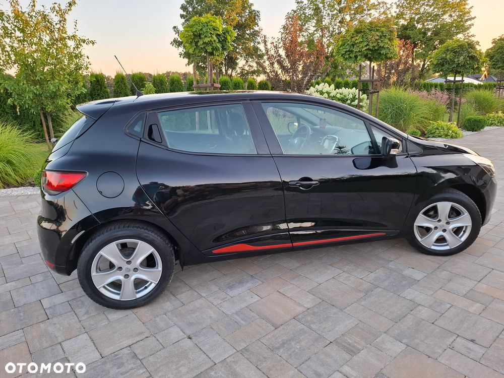 Renault Clio TCe 90 Dynamique - 21