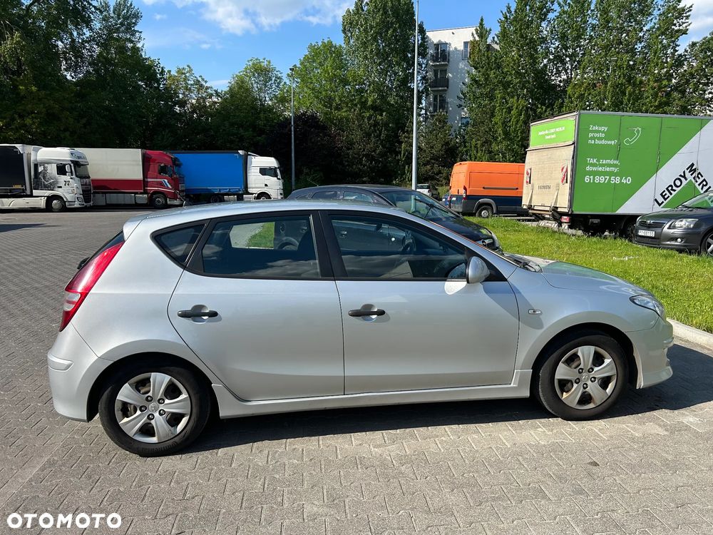 Hyundai i30 1.6 CRDi Base - 18