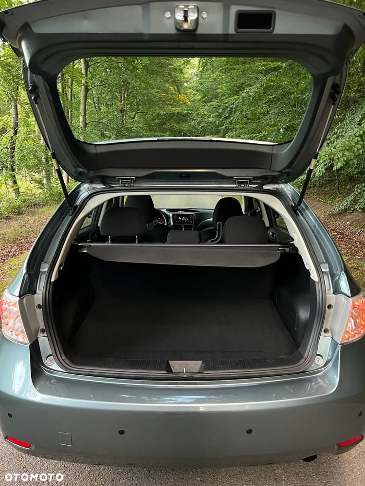 Subaru Impreza - 12