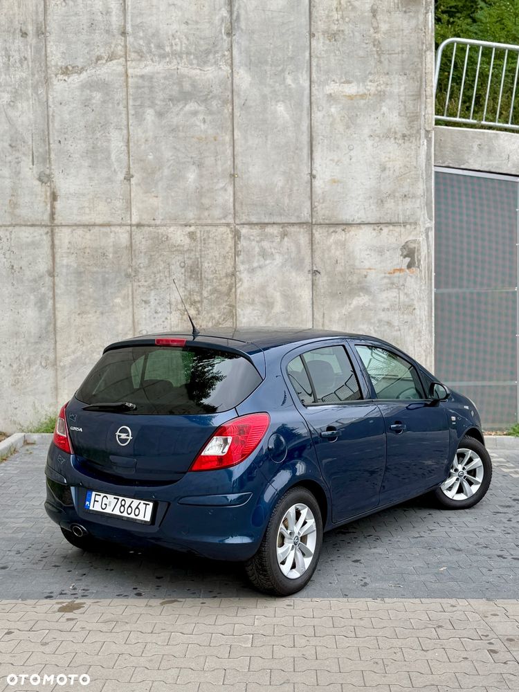 Opel Corsa 1.4 16V Energy - 6