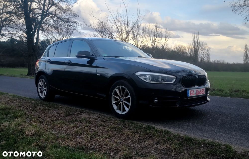 BMW Seria 1 120d Sport-Aut Sport Line - 19