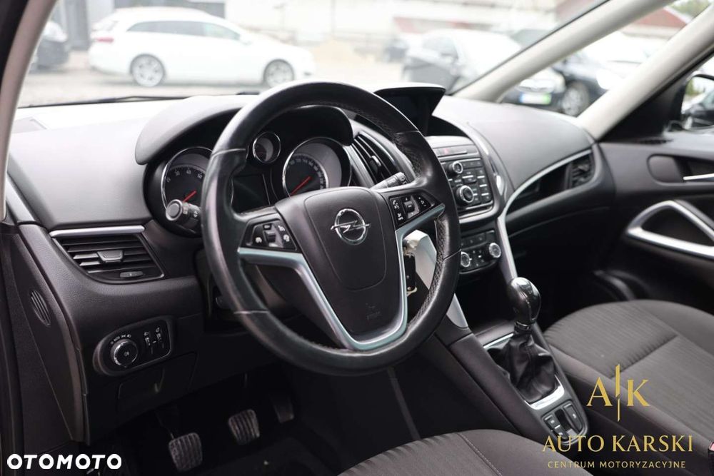 Opel Zafira - 18