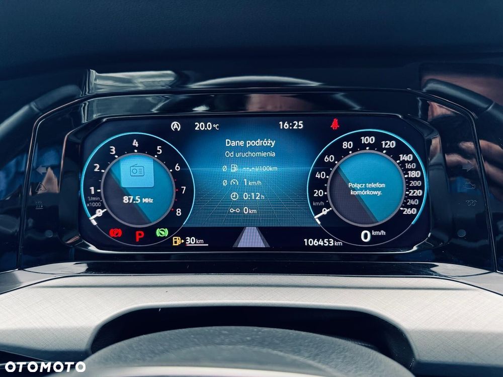 Volkswagen Golf 1.5 eTSI Life DSG - 10