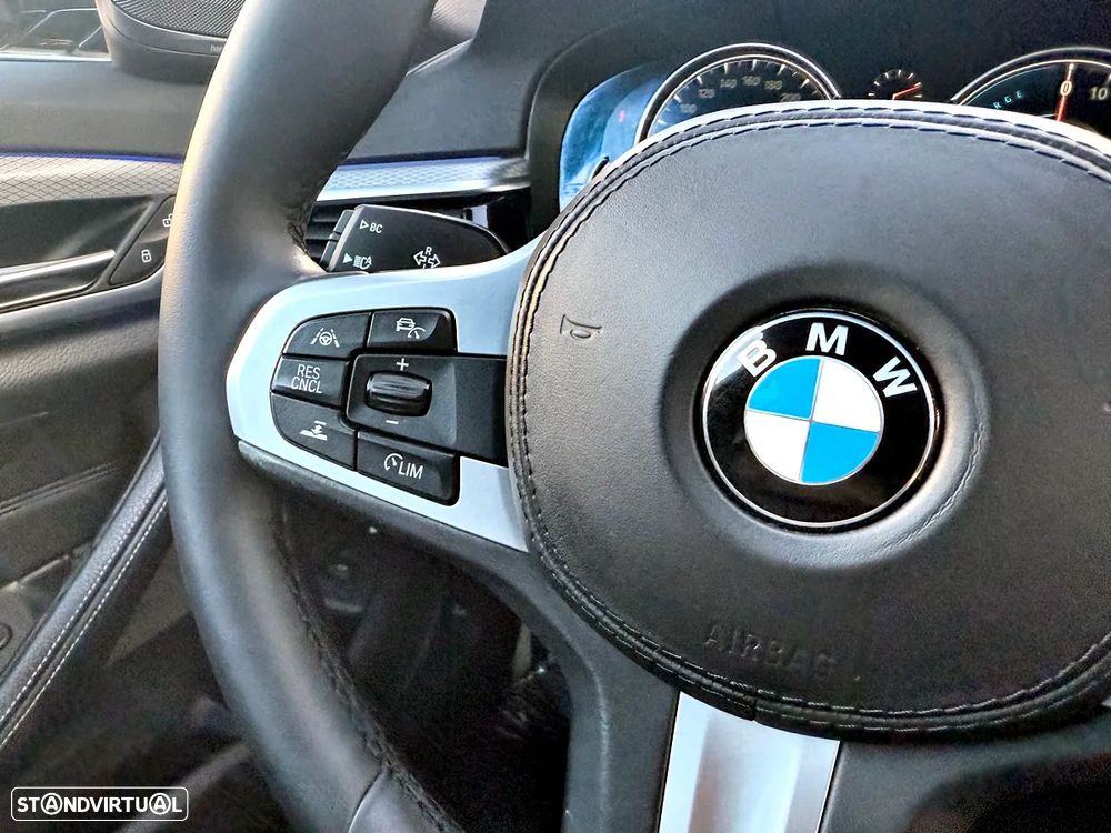 BMW 530 e iPerformance Pack M - 14