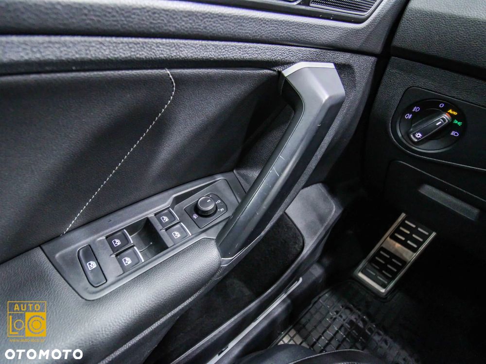 Volkswagen Tiguan 2.0 TDI SCR 4MOTION DSG Highline - 31
