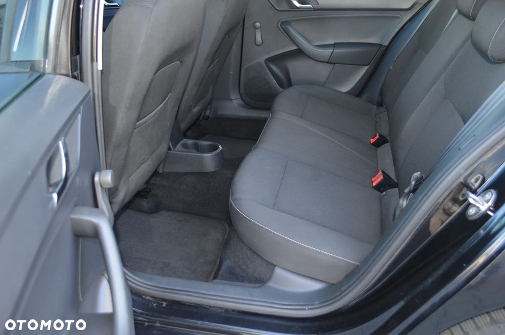Skoda RAPID 1.2 TSI Ambition - 13