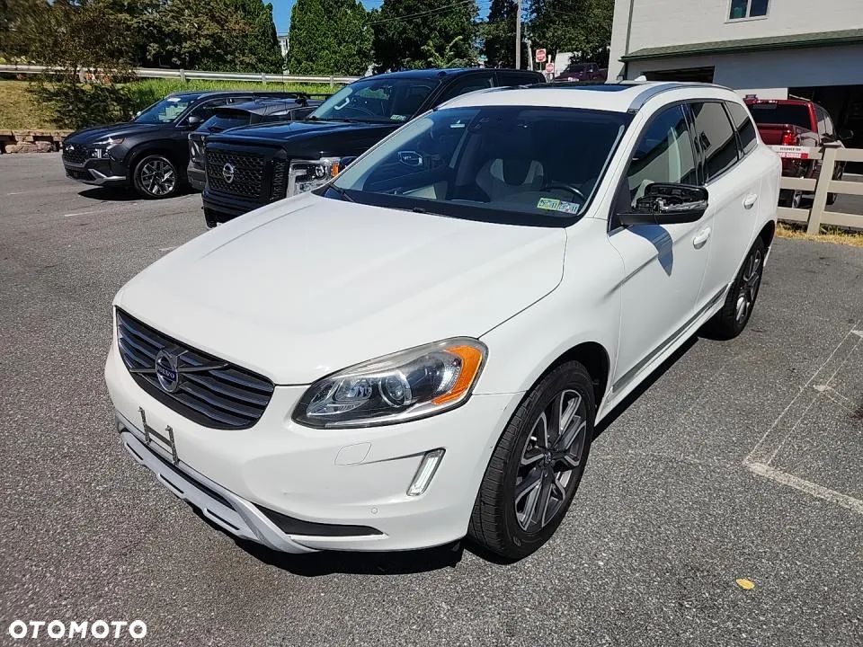 Volvo XC 60 T6 AWD Geartronic Summum - 2