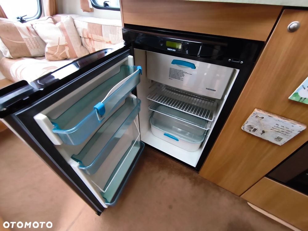 SWIFT CHARISMA 535 - 27